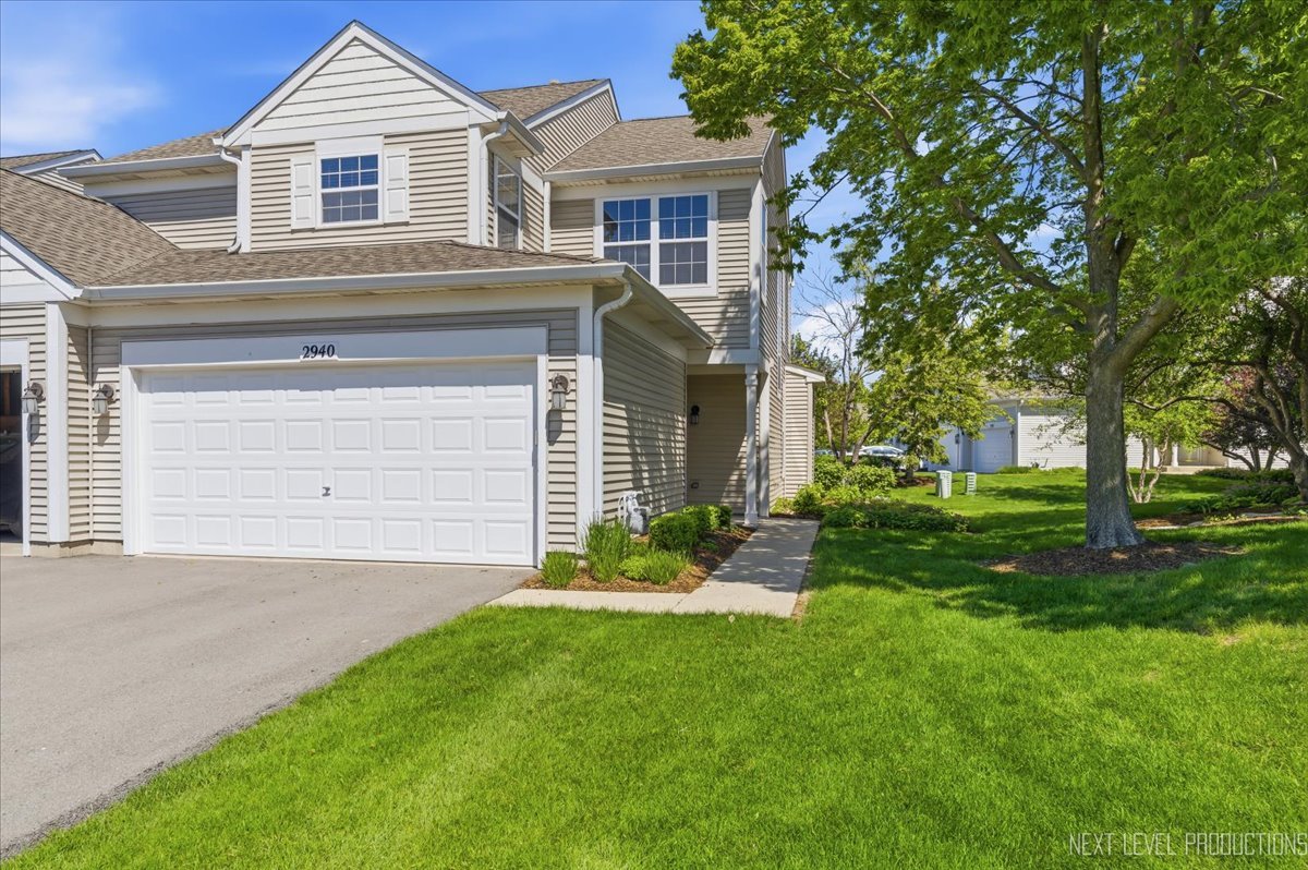 2940 White Thorn Circle, Naperville, IL 60564