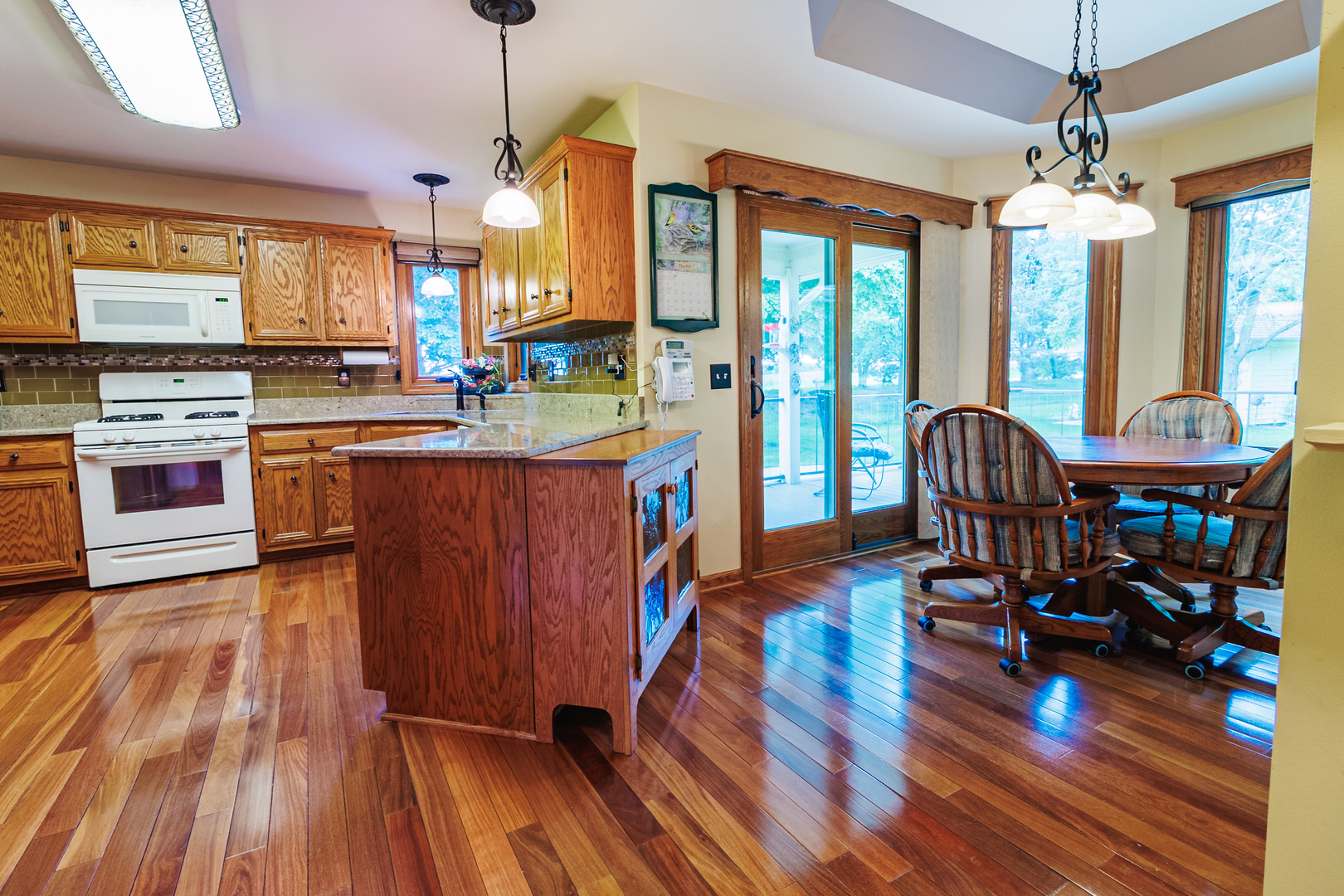 2005 Bernadette Lane, Yorkville, IL 60560