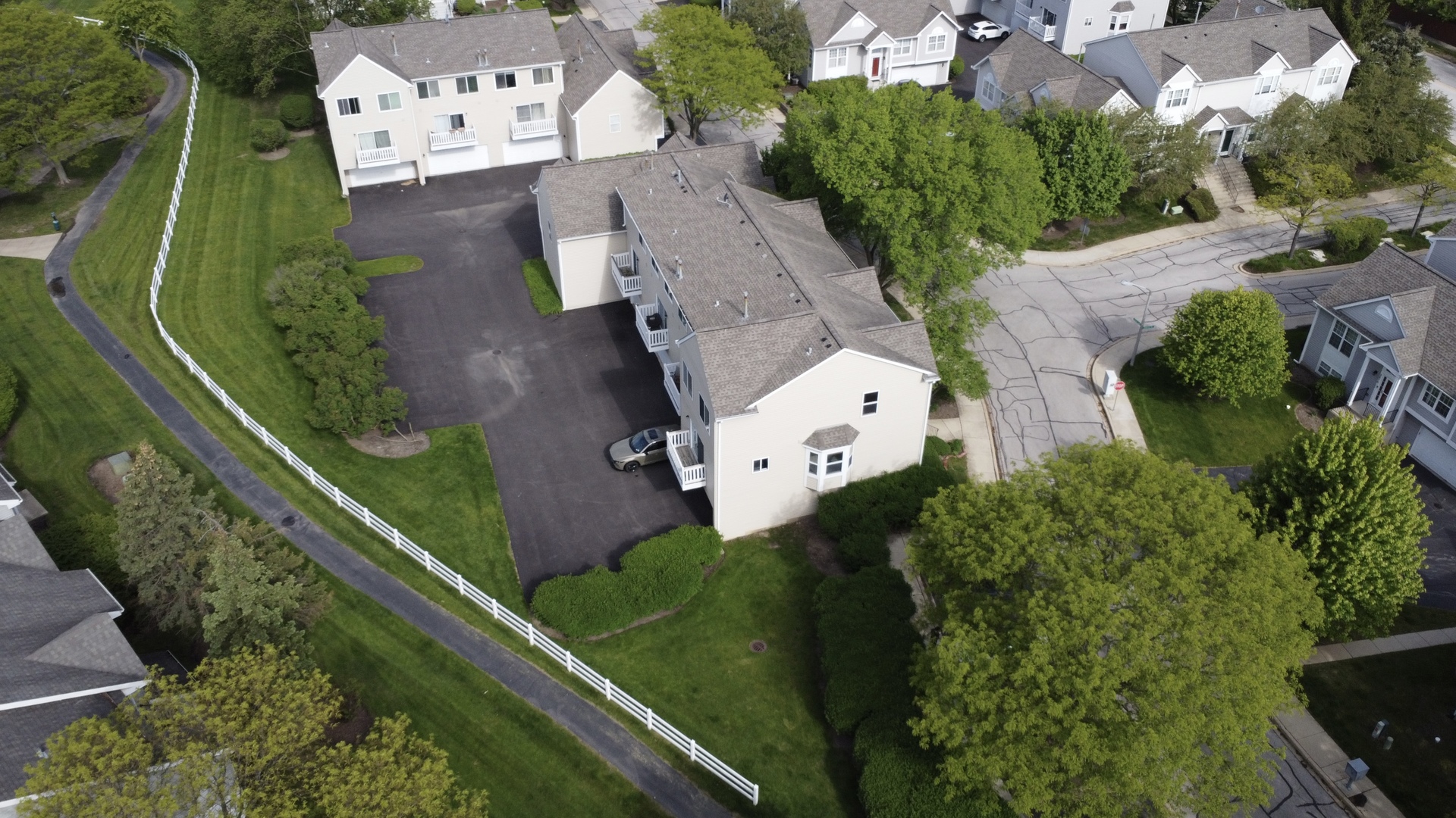 2869 Shelly Lane, Aurora, IL 60504