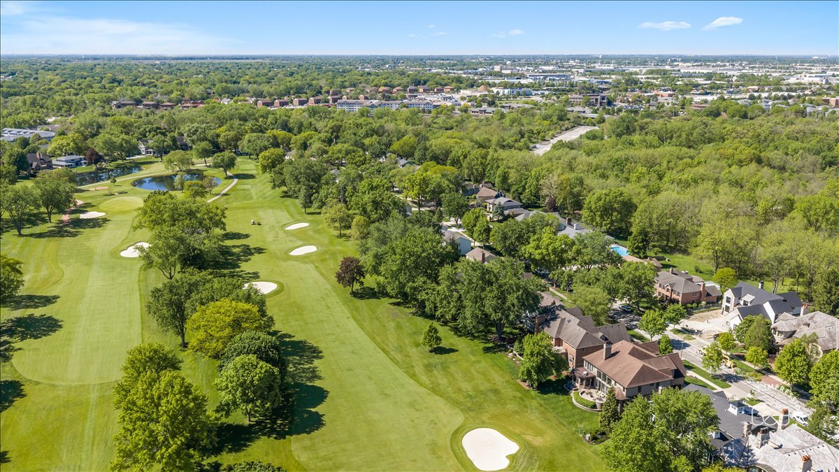 1116 Heatherton Drive, Naperville, IL 60563