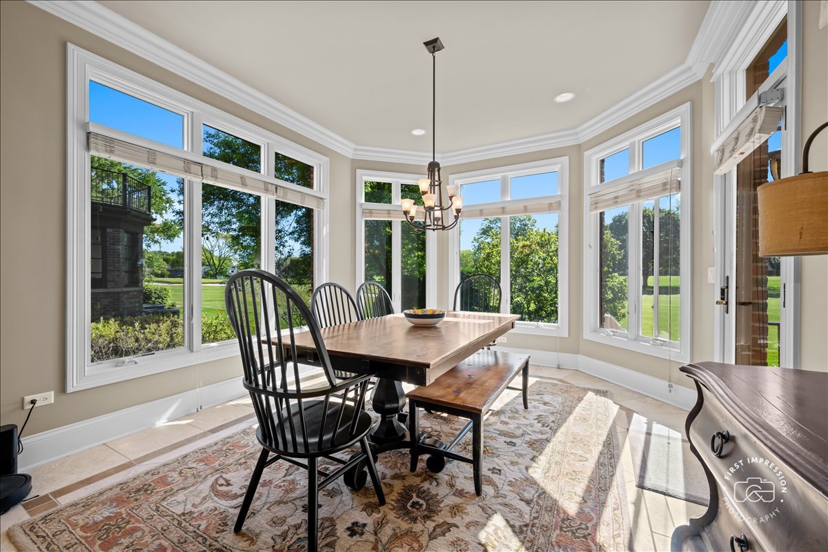 1116 Heatherton Drive, Naperville, IL 60563