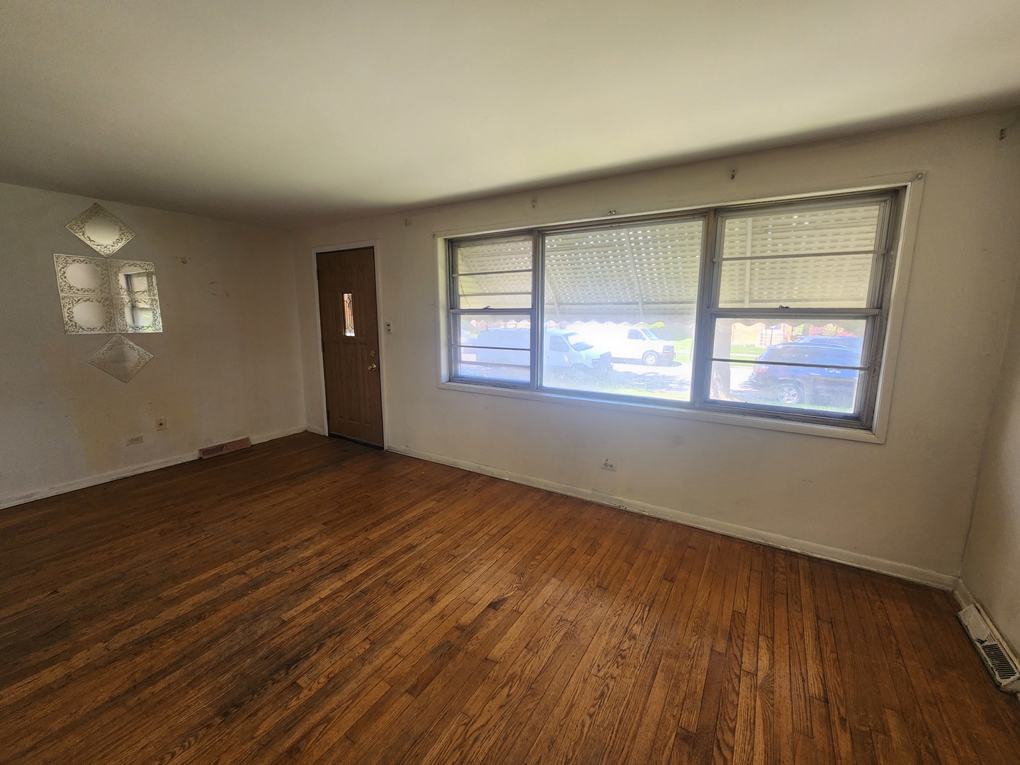 11719 S Throop Street, Chicago, IL 60643