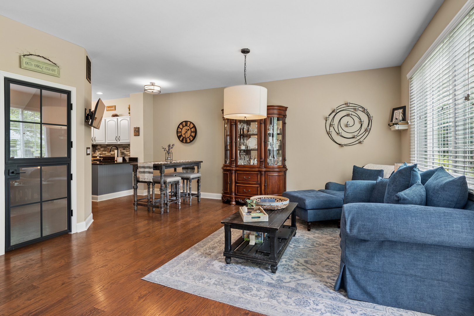30404 Fowler Circle, Warrenville, IL 60555