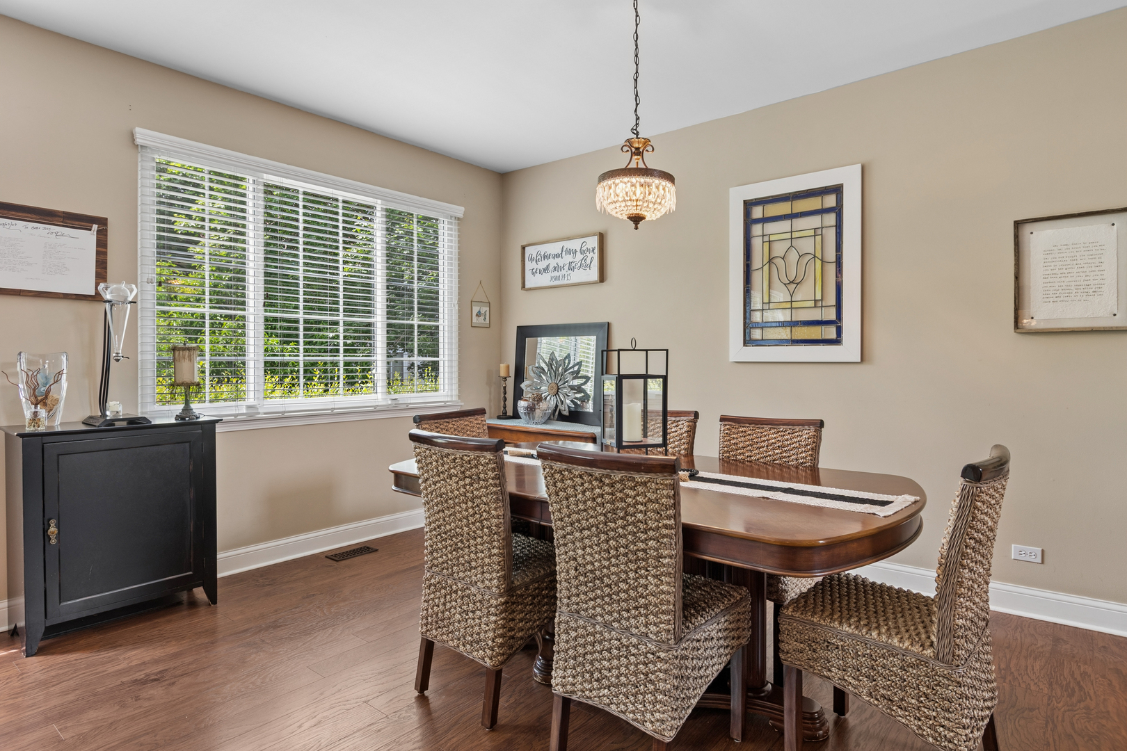 30404 Fowler Circle, Warrenville, IL 60555