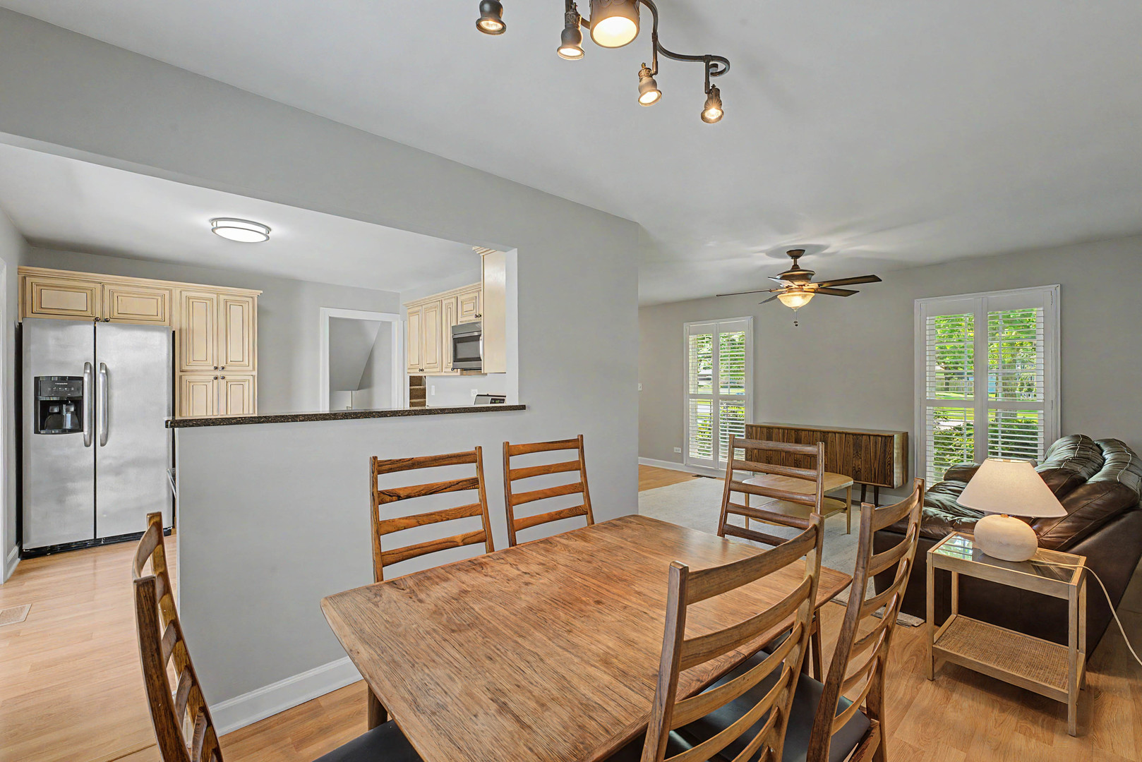 405 Carriage Hill Road, Naperville, IL 60565