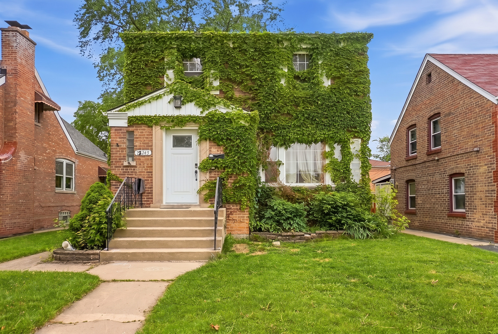 12243 ANN Street, Blue Island, IL 60406