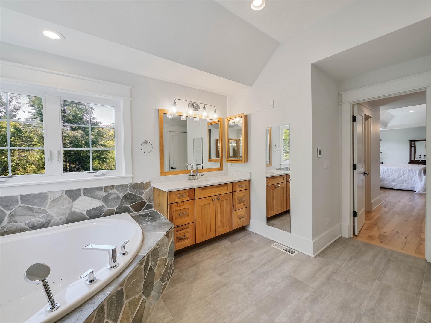 S492 Rebecca Lane, Winfield, IL 60190