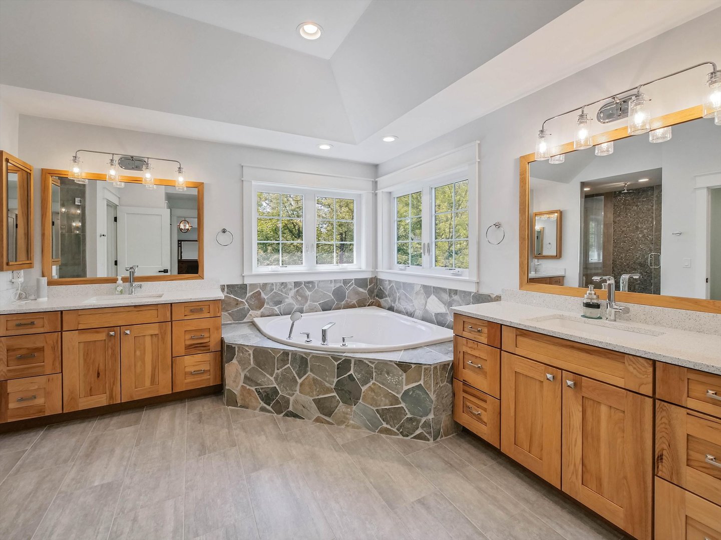 S492 Rebecca Lane, Winfield, IL 60190