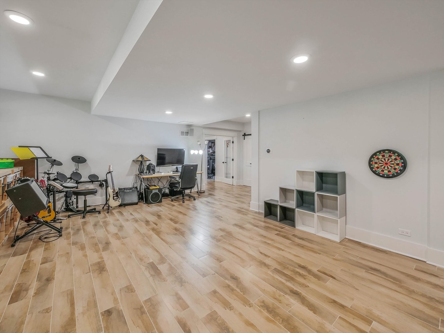 S492 Rebecca Lane, Winfield, IL 60190