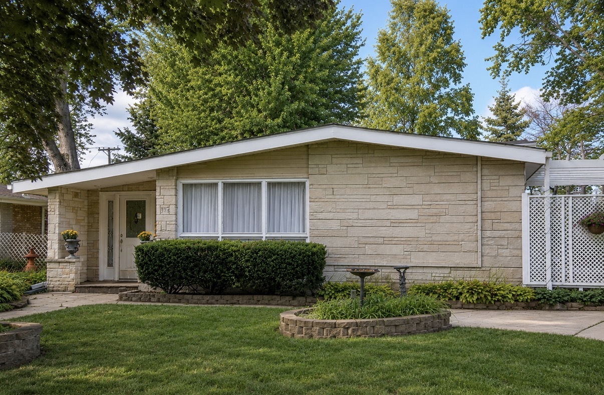 2616 Fontana Drive, Glenview, IL 60025