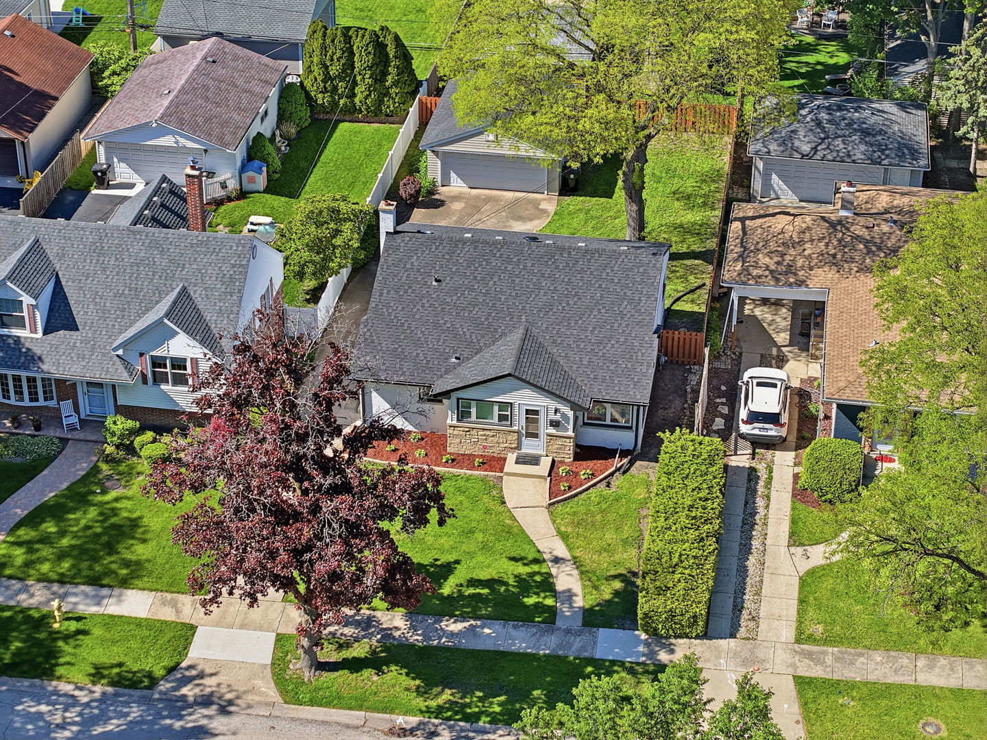 922 Glenlake Avenue, Park Ridge, IL 60068