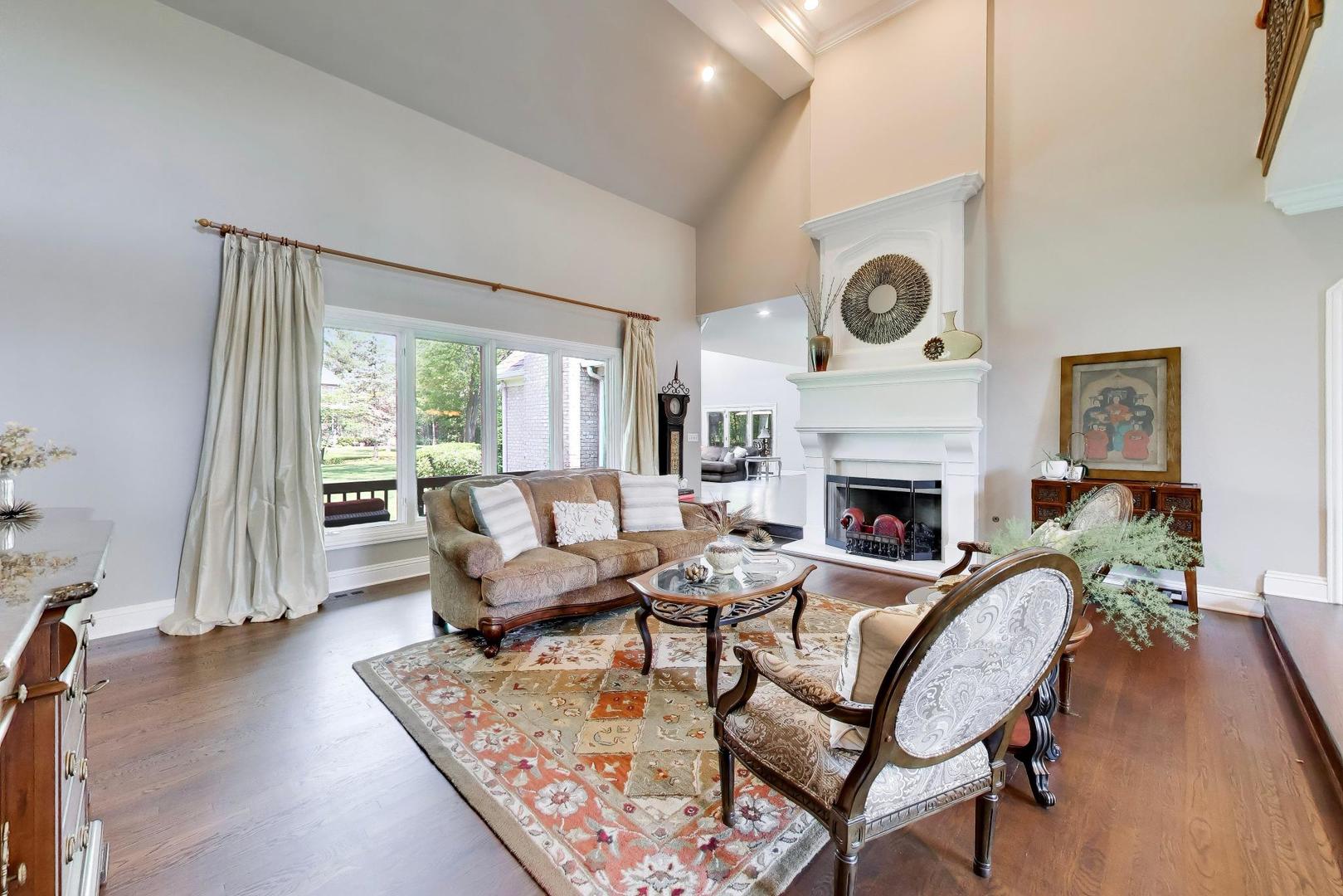 4550 Eleanor Drive, Long Grove, IL 60047
