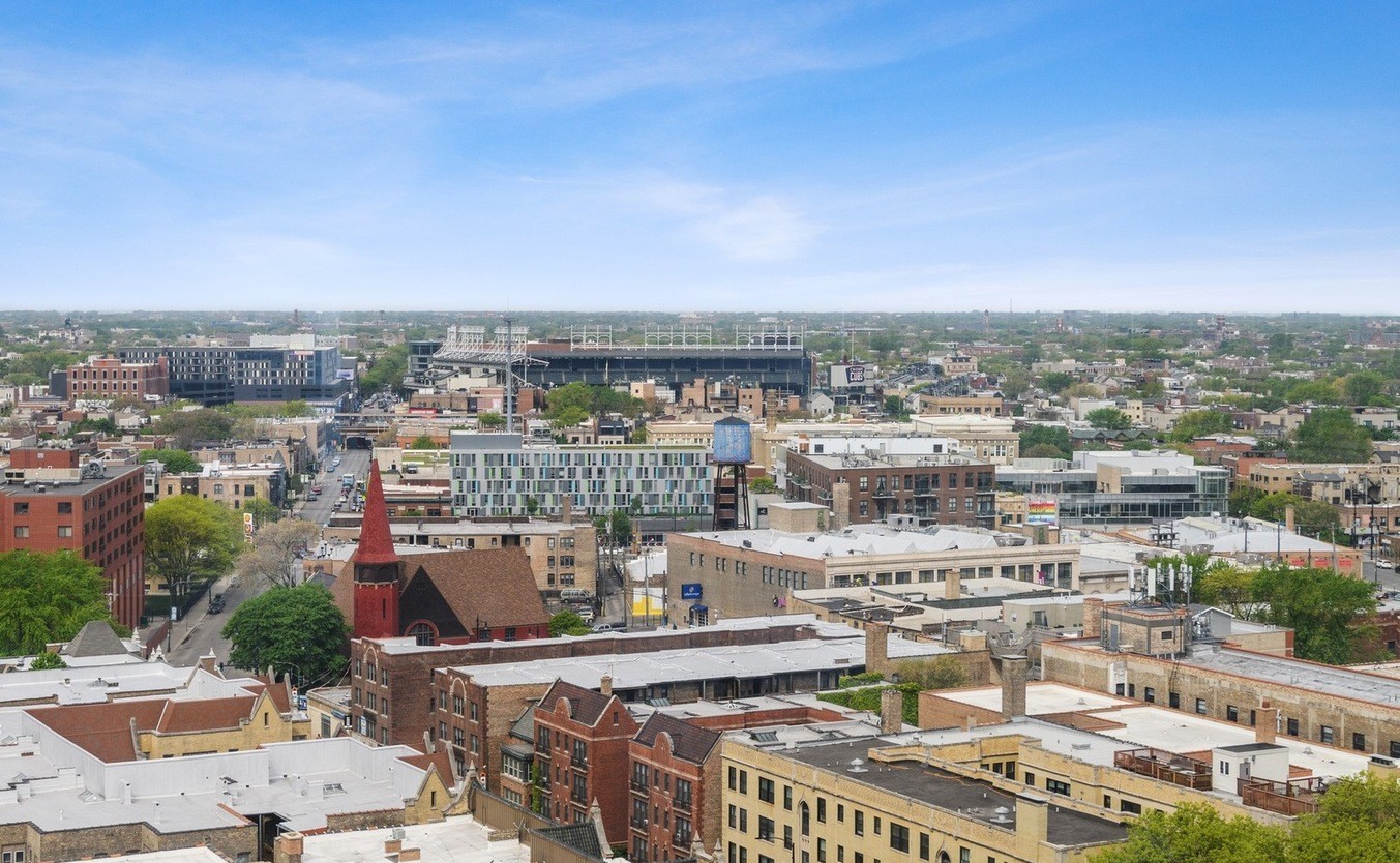 3550 N Lake Shore Drive #1813, Chicago, IL 60657