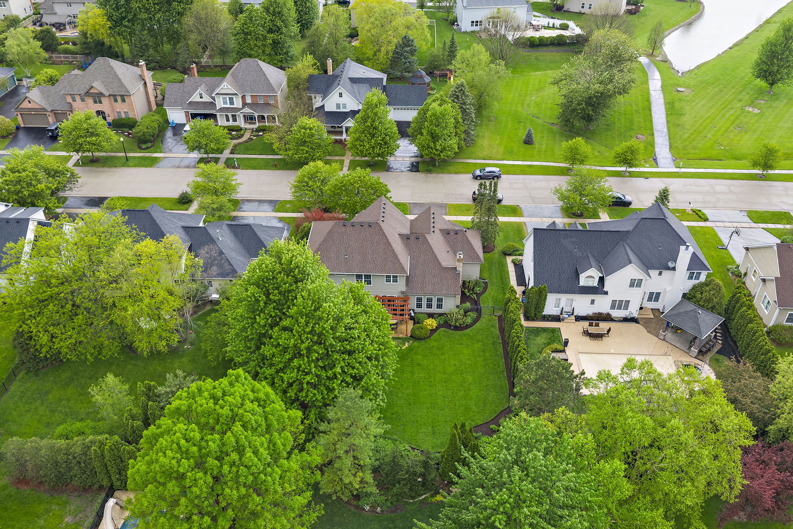 40W017 Carl Sandburg Road, St. Charles, IL 60175