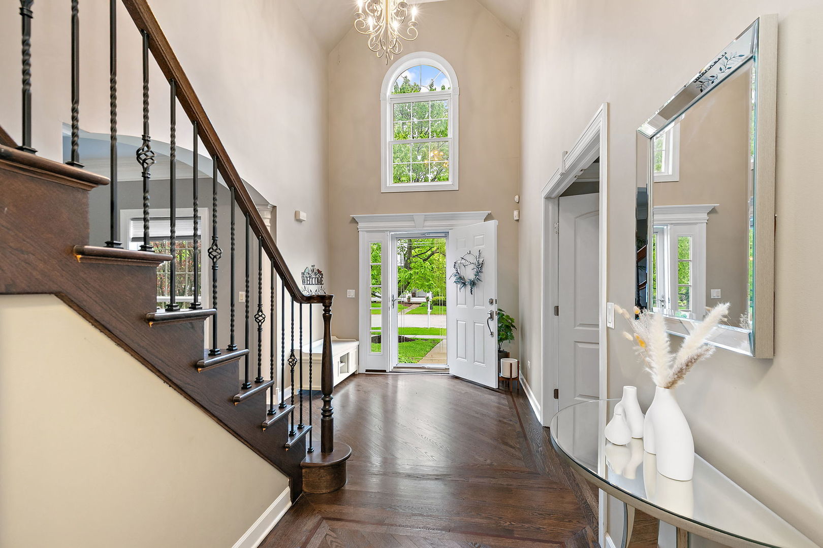 40W017 Carl Sandburg Road, St. Charles, IL 60175