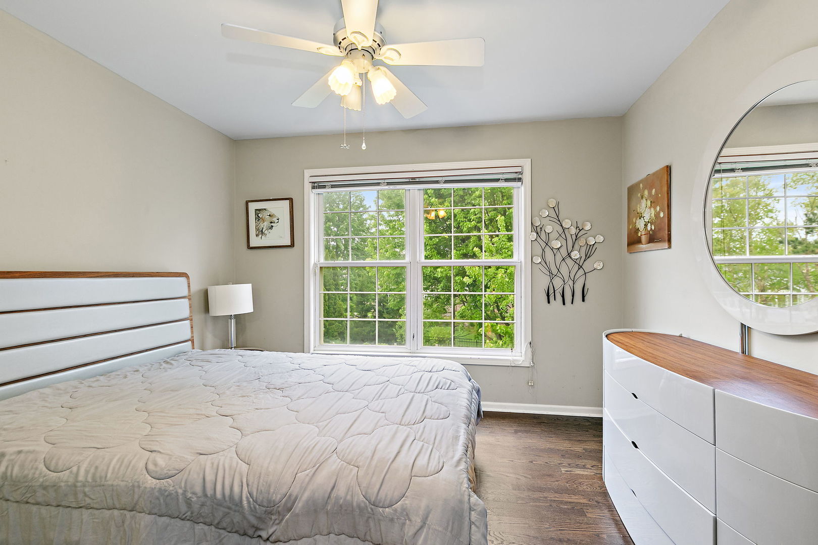 40W017 Carl Sandburg Road, St. Charles, IL 60175