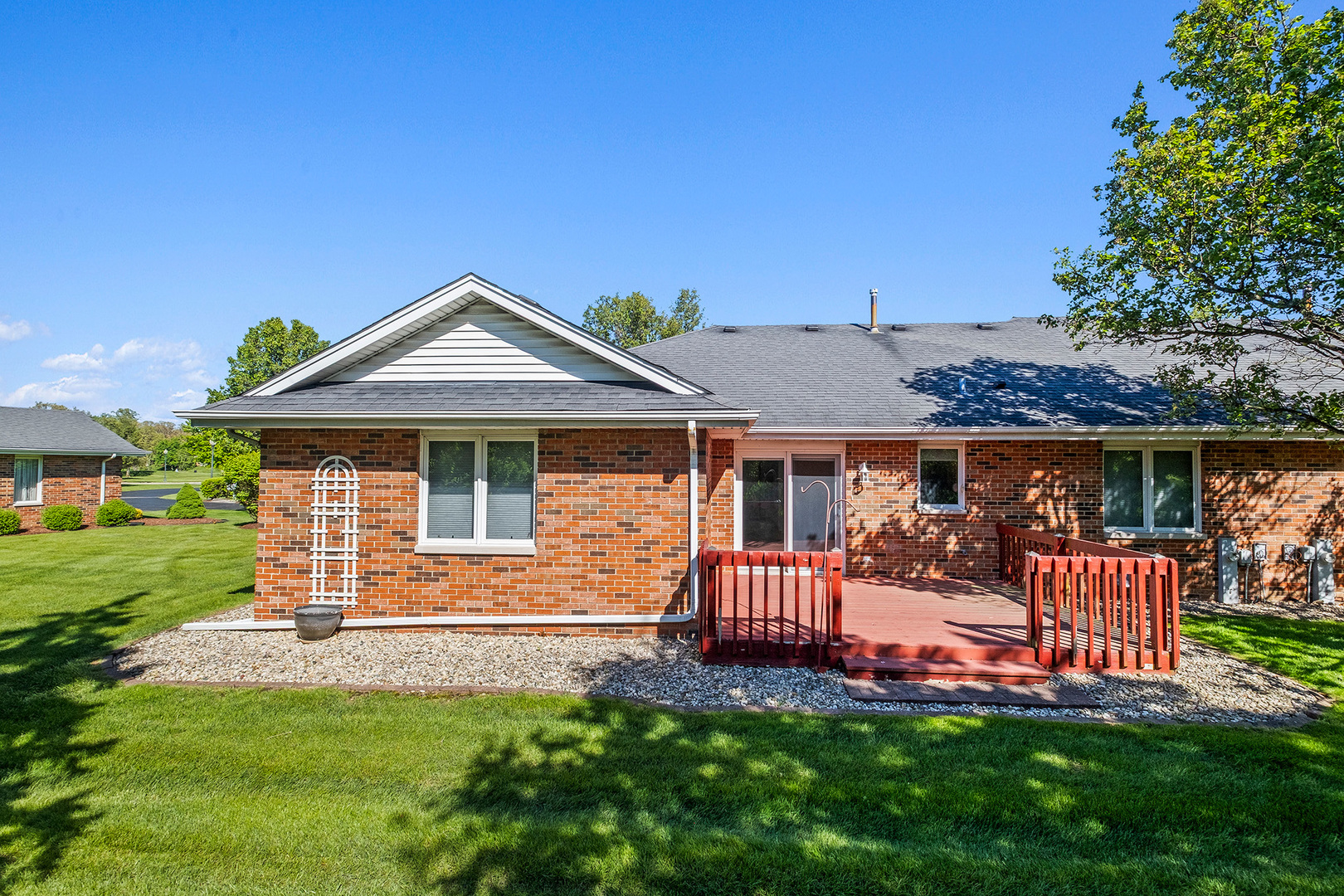 27106 S Fountainview Drive, Crete, IL 60417