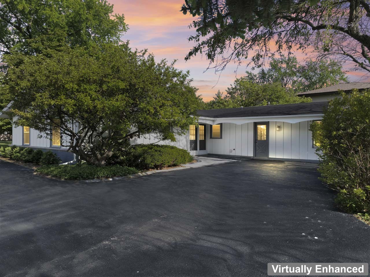 1049 Martingale Drive, Bartlett, IL 60103
