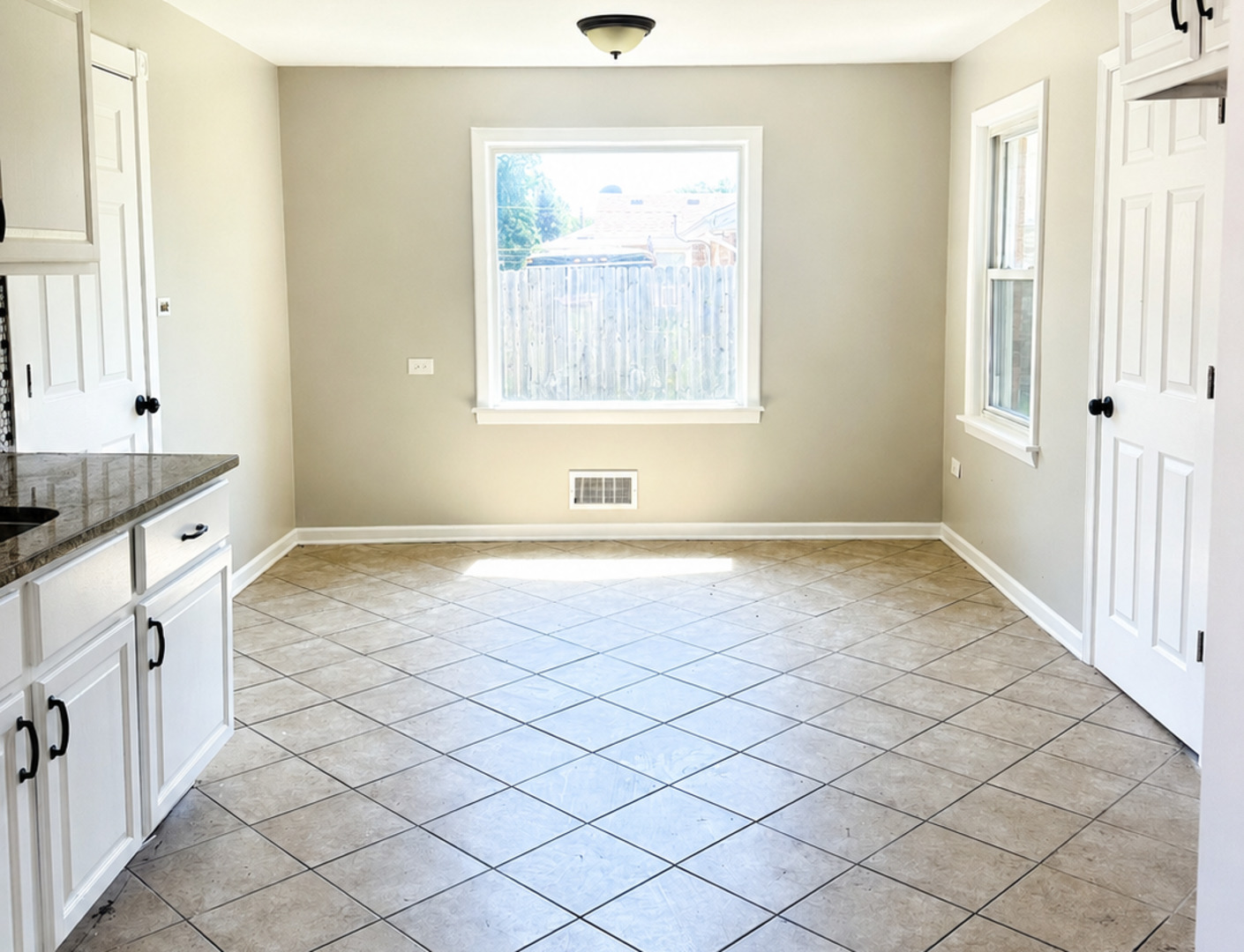 9405 S 76th Court, Hickory Hills, IL 60457