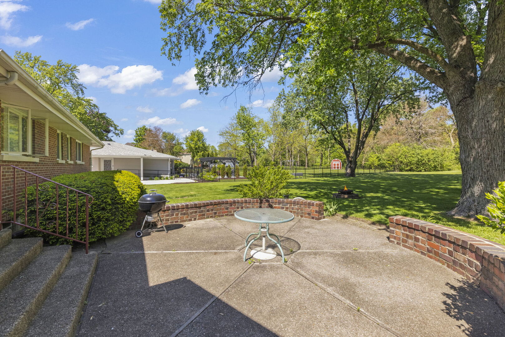 6023 S Richmond Avenue, Willowbrook, IL 60527