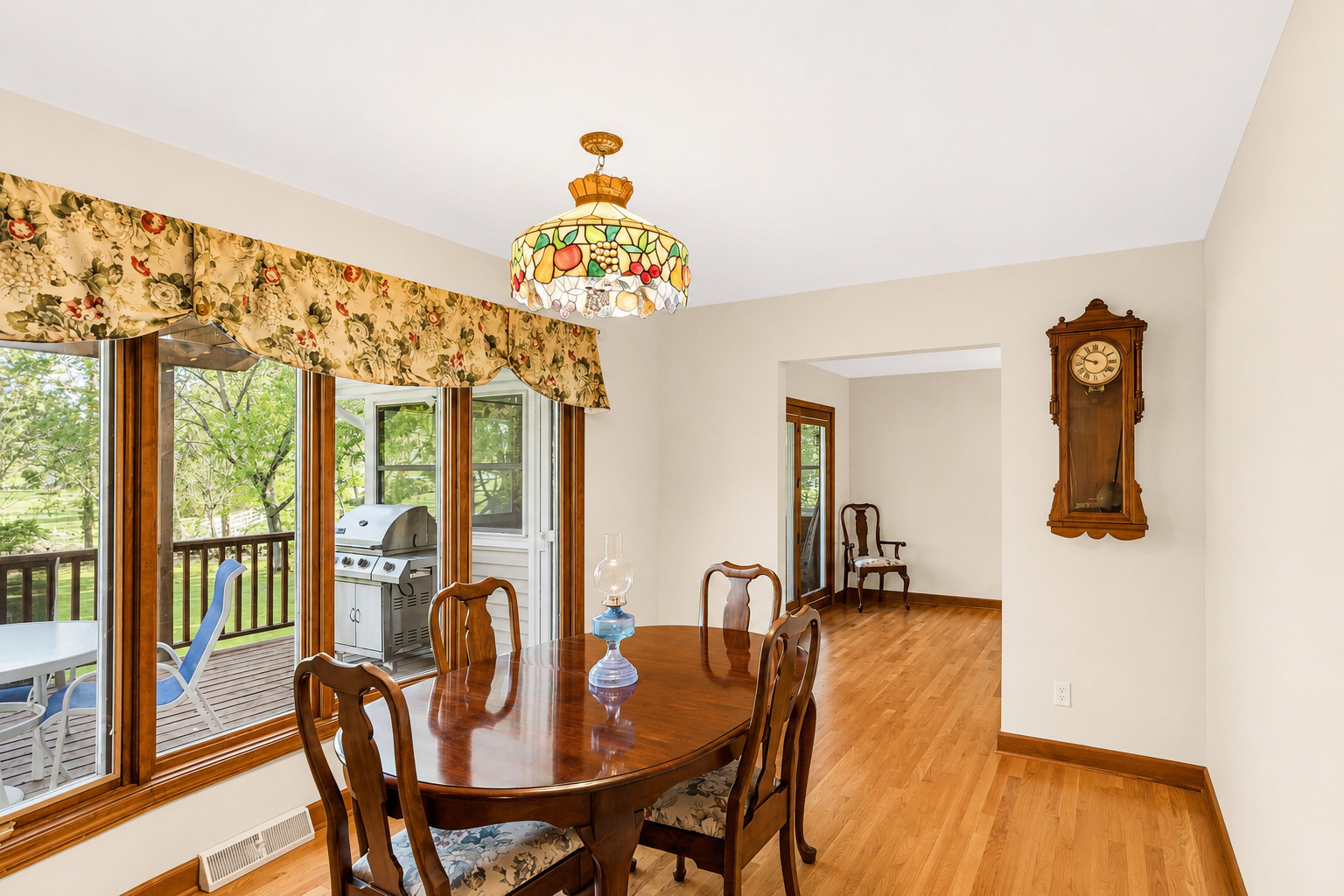 41W067 Colson Drive, St. Charles, IL 60175
