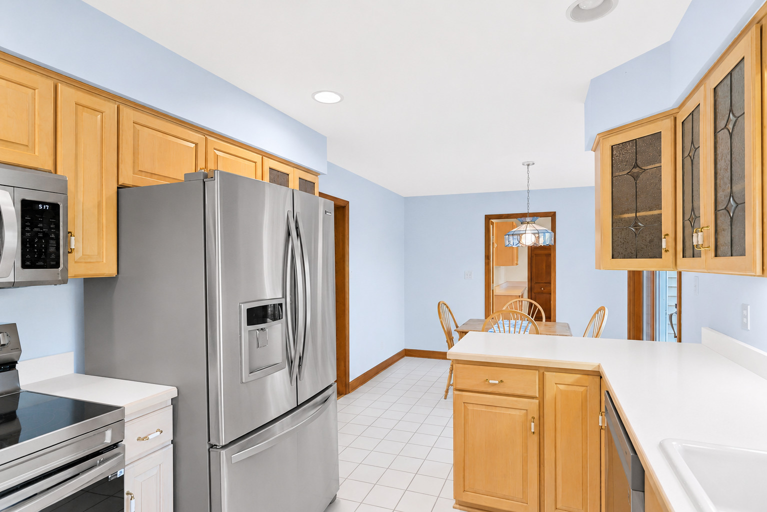 41W067 Colson Drive, St. Charles, IL 60175