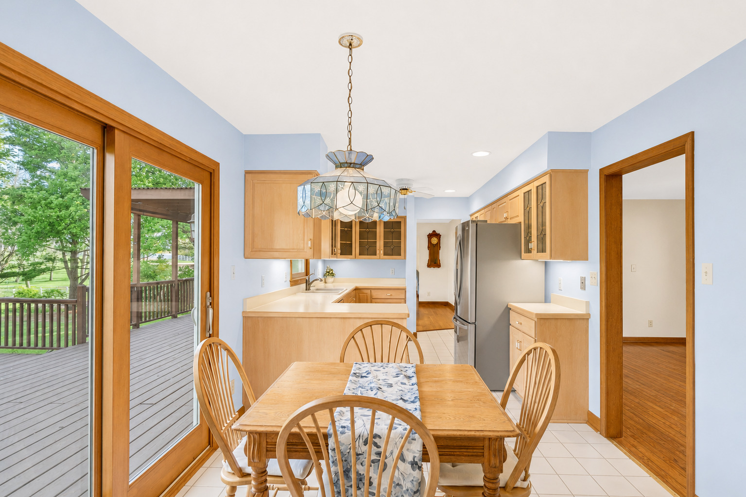 41W067 Colson Drive, St. Charles, IL 60175