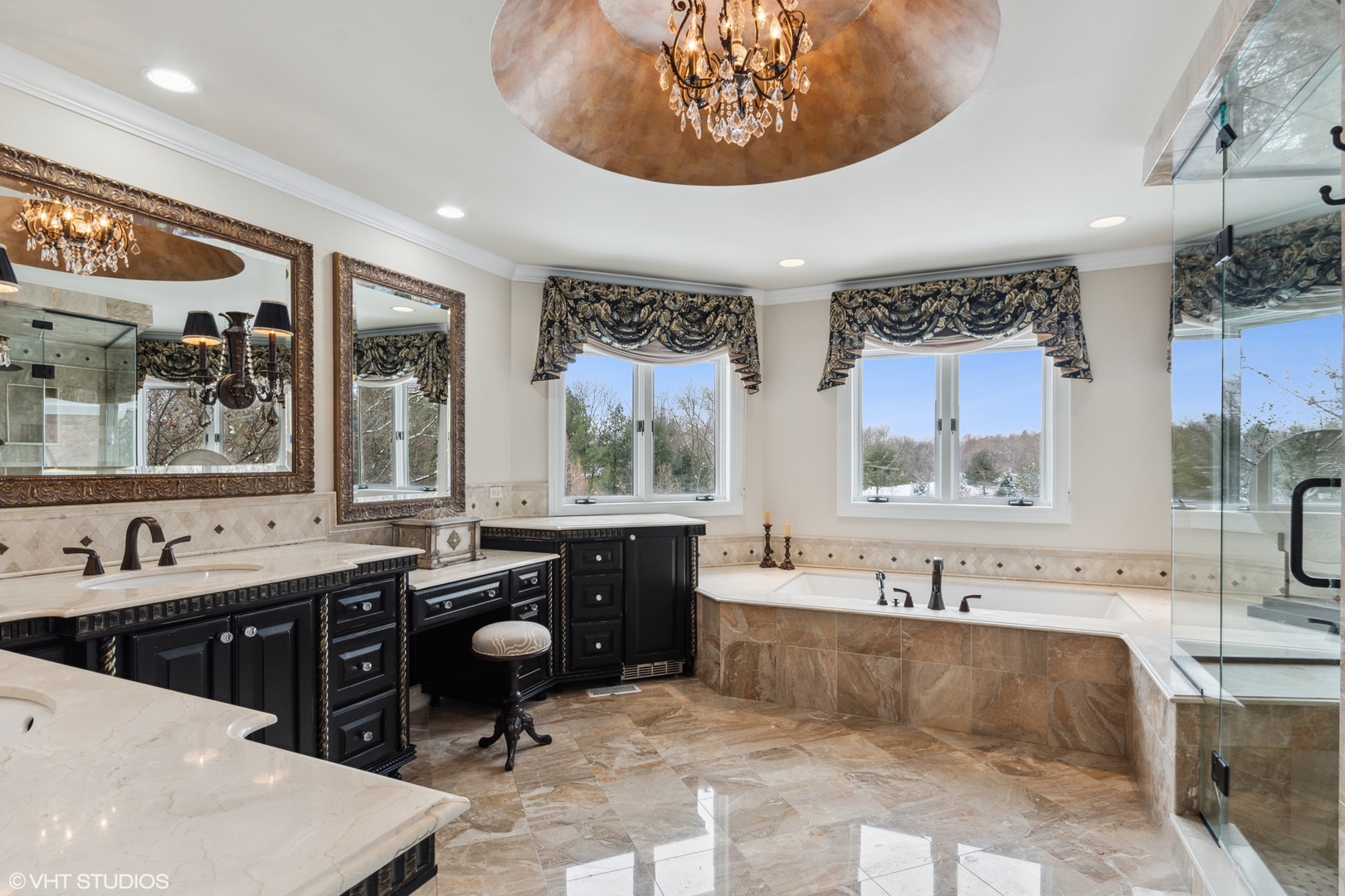 11 Moate Lane, Barrington Hills, IL 60010