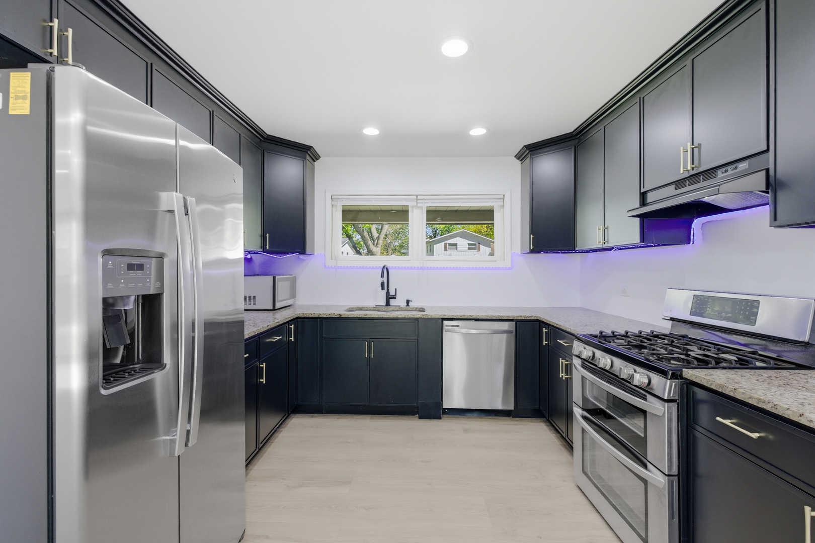 1117 E Kitson Drive, Palatine, IL 60074
