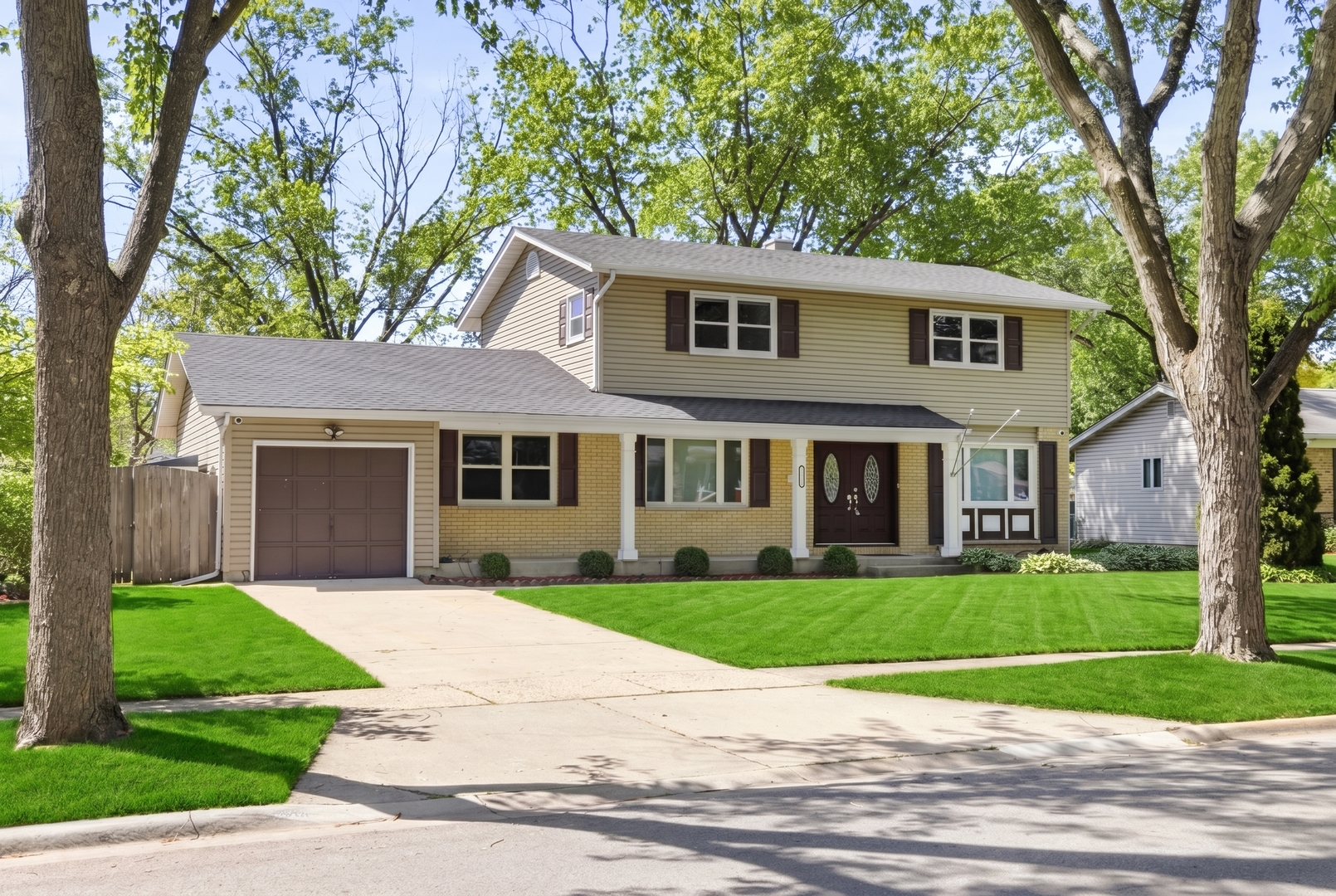 1117 E Kitson Drive, Palatine, IL 60074