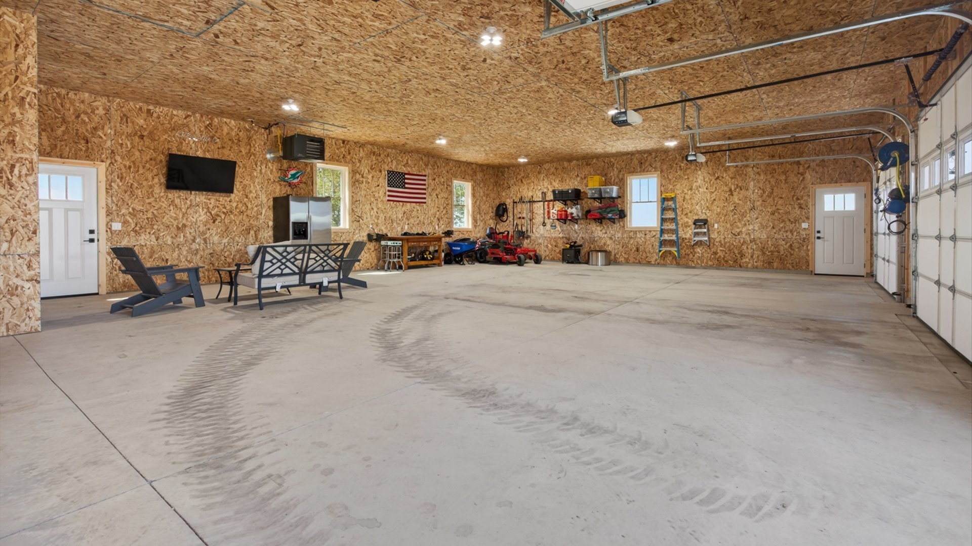 31340 E 1500 North Road, Colfax, IL 61728