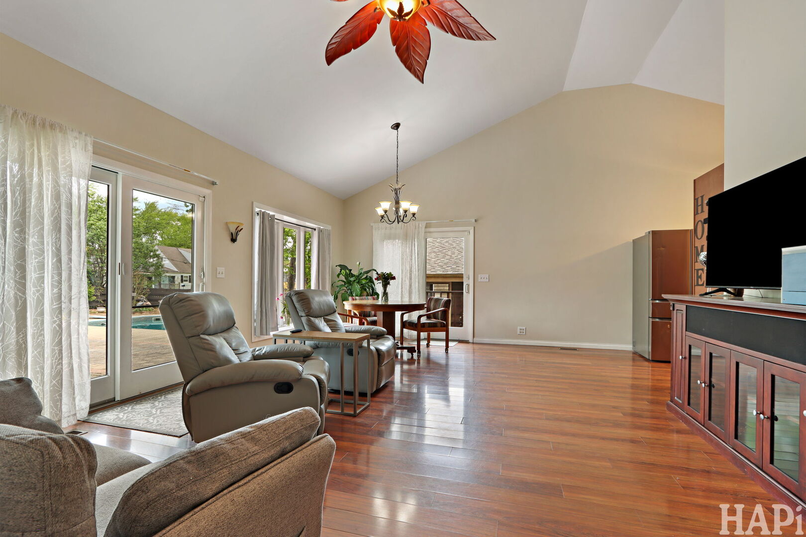 106 Sherwood Drive, Cary, IL 60013