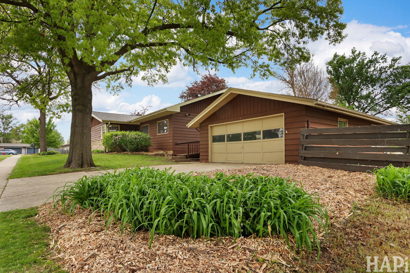 106 Sherwood Drive, Cary, IL 60013