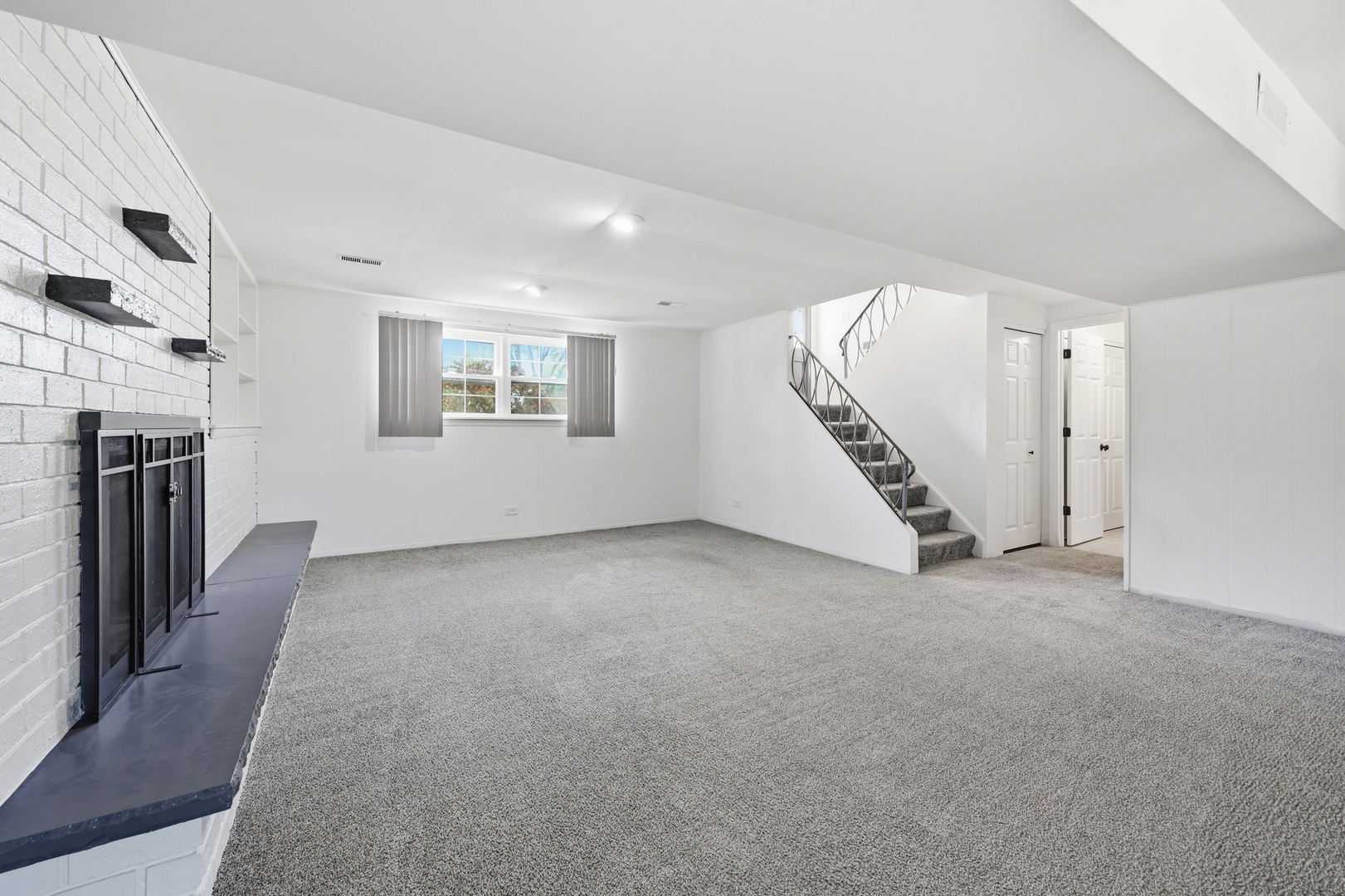 404 Milford Court, Schaumburg, IL 60193