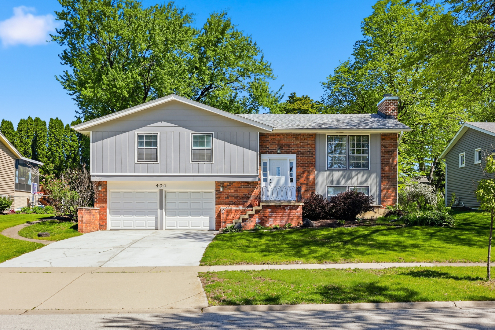 404 Milford Court, Schaumburg, IL 60193