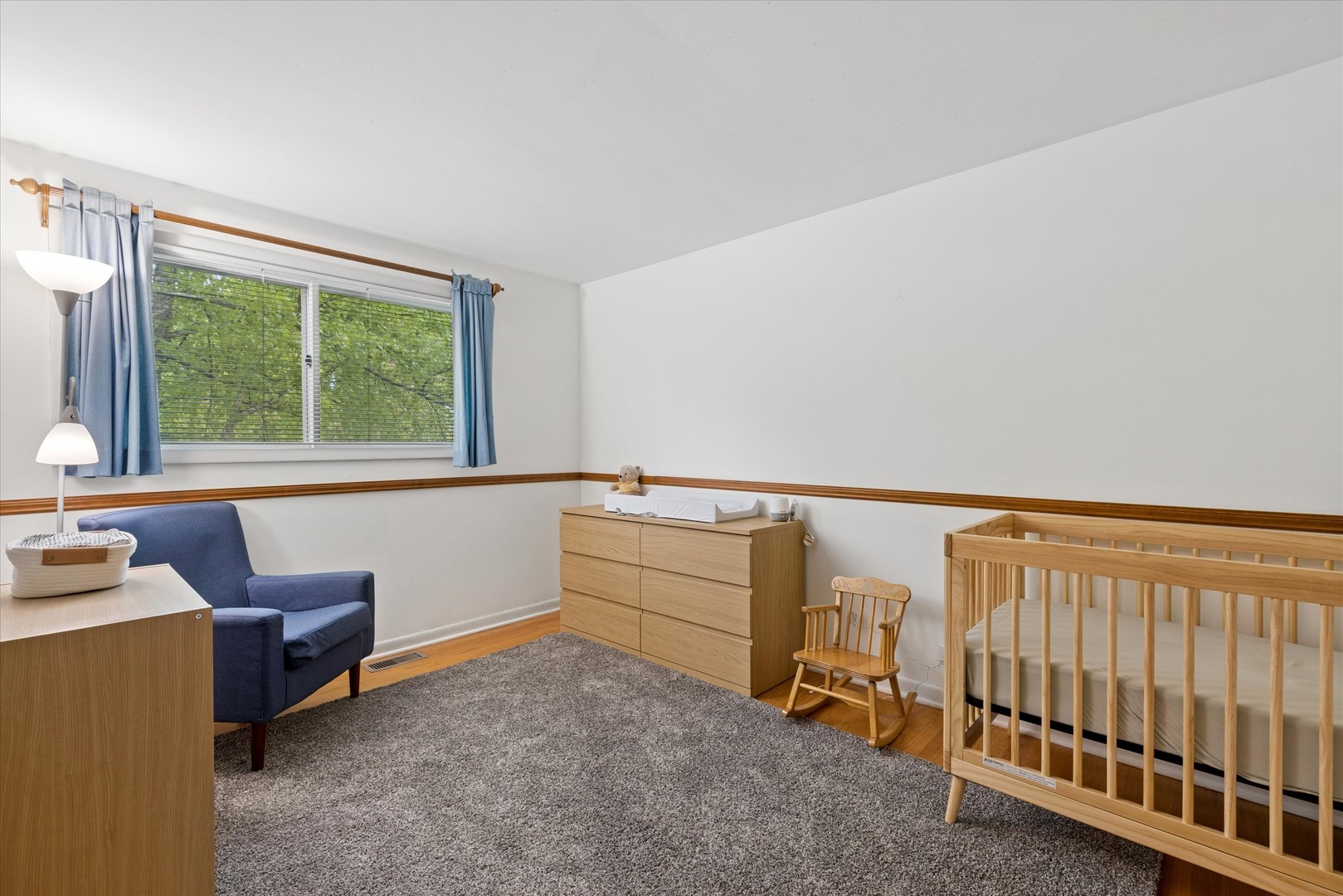 2406 N Lafayette Street, Arlington Heights, IL 60004