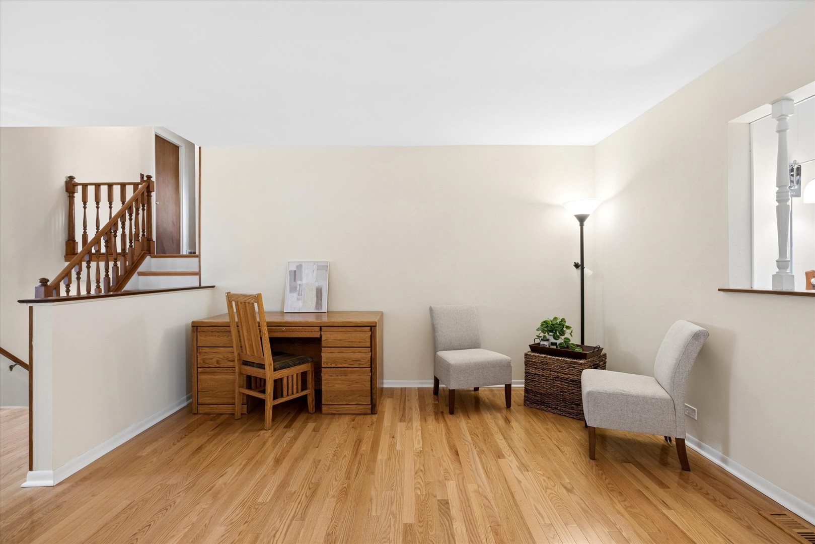 2406 N Lafayette Street, Arlington Heights, IL 60004