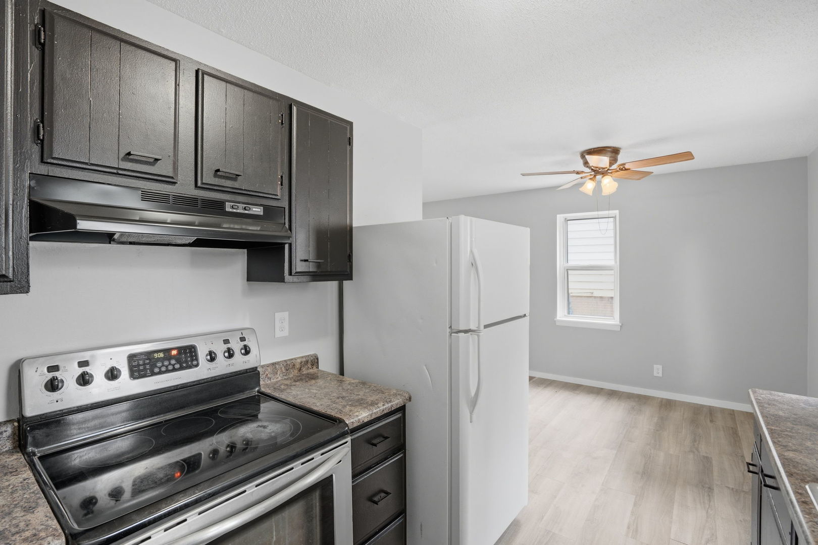 2603 W 55th Street, Davenport, IA 52806