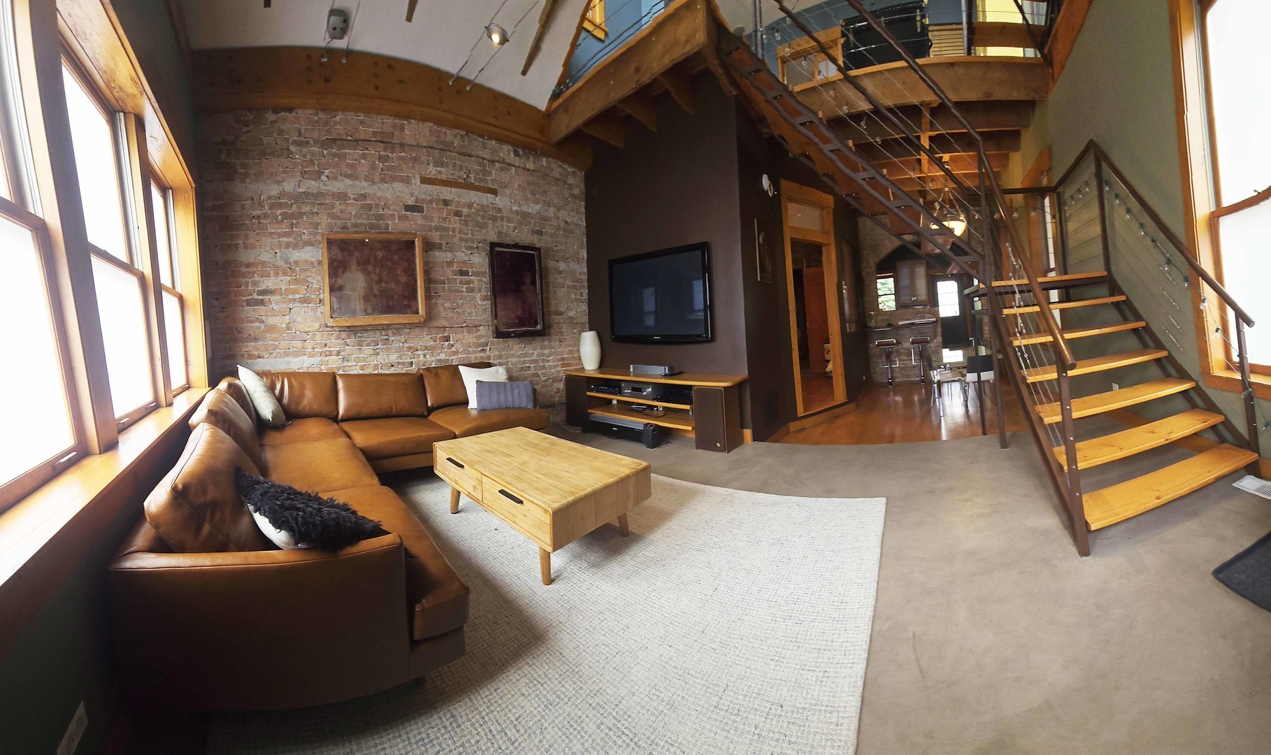 1734 W Beach Avenue, Chicago, IL 60612