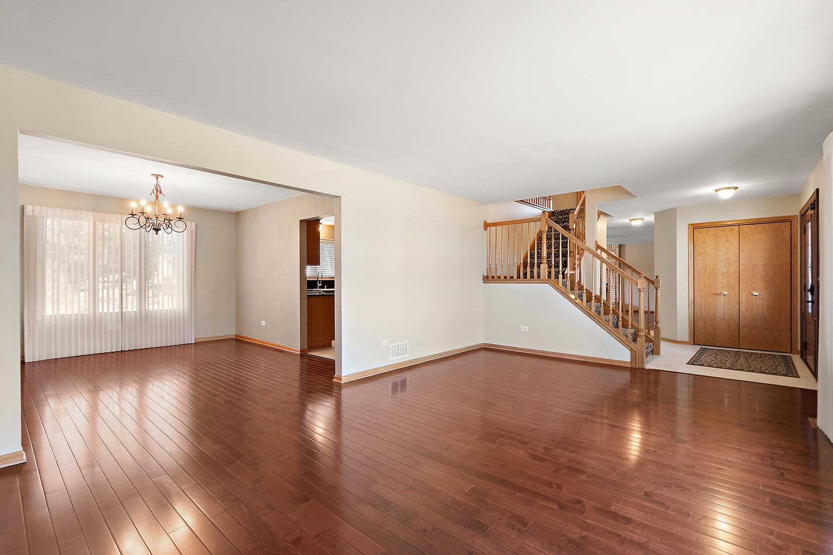 17915 Crooked Creek Court, Orland Park, IL 60467