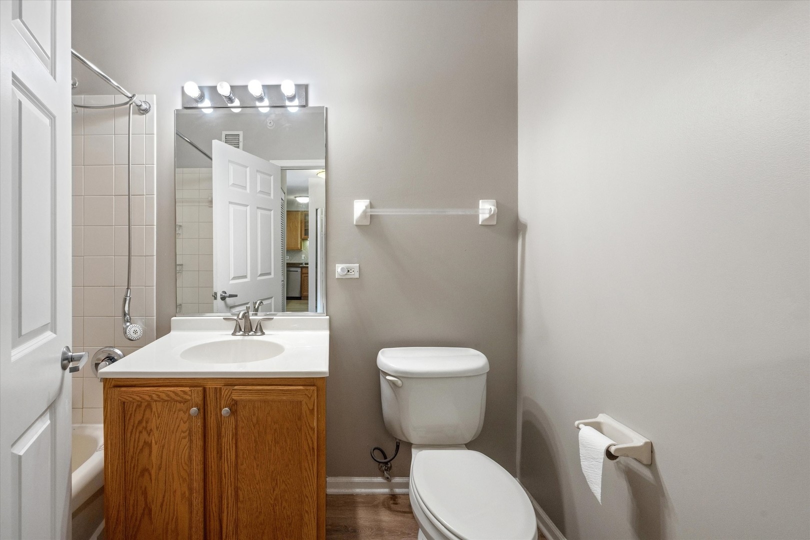 630 N State Street #1305, Chicago, IL 60654