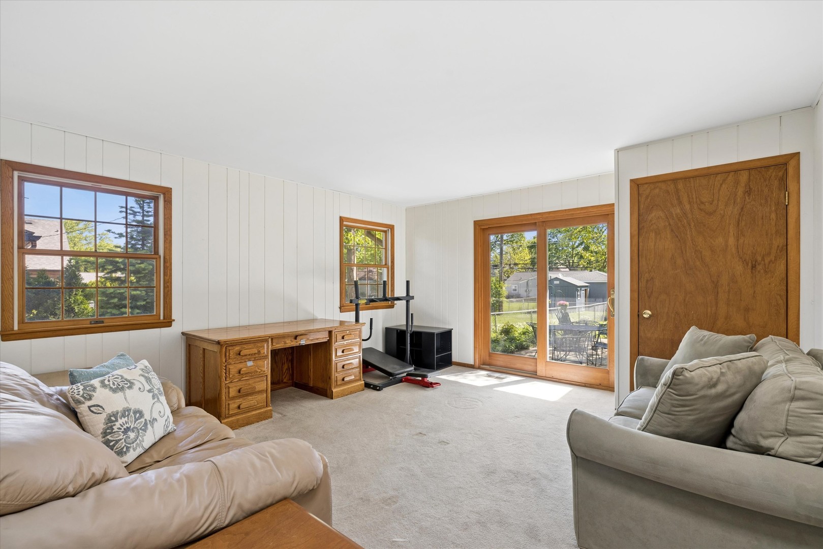 827 N Douglas Avenue, Arlington Heights, IL 60004