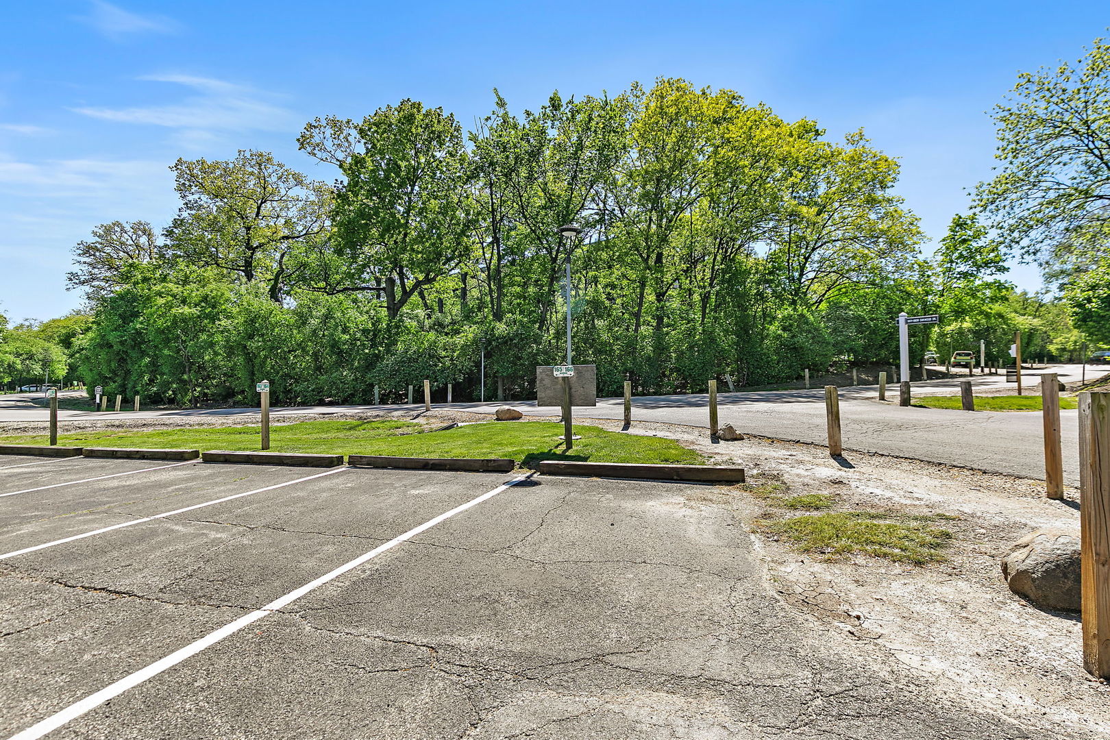 5803 Oakwood Drive #C, Lisle, IL 60532