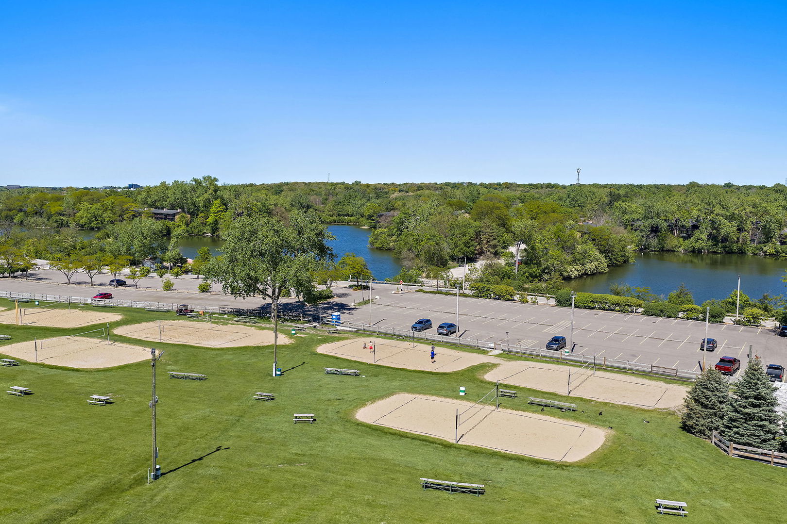 5803 Oakwood Drive #C, Lisle, IL 60532