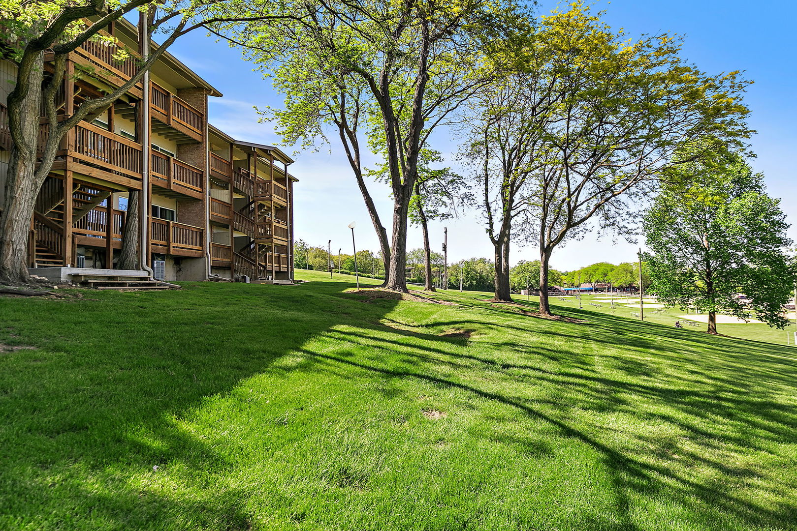 5803 Oakwood Drive #C, Lisle, IL 60532