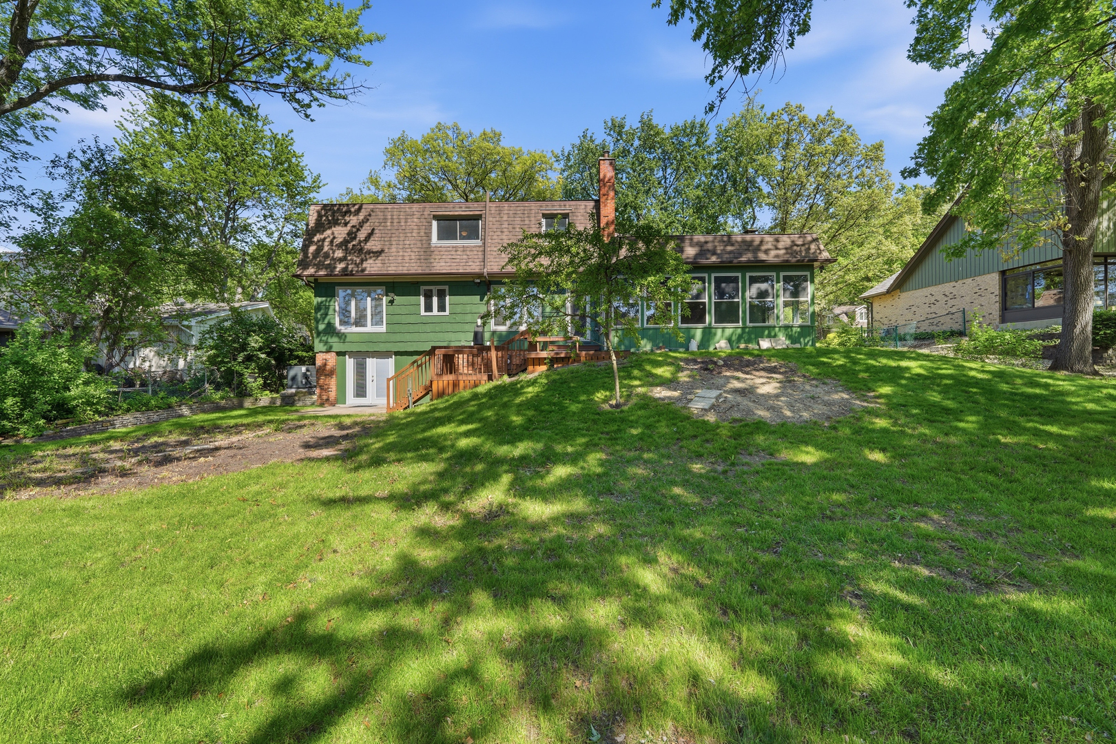 10S324 E Hampshire Lane, Willowbrook, IL 60527