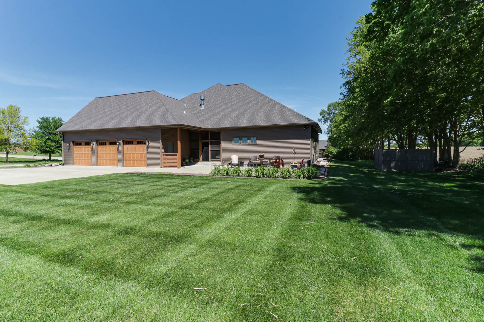 15785 Belfry Drive, Bloomington, IL 61705