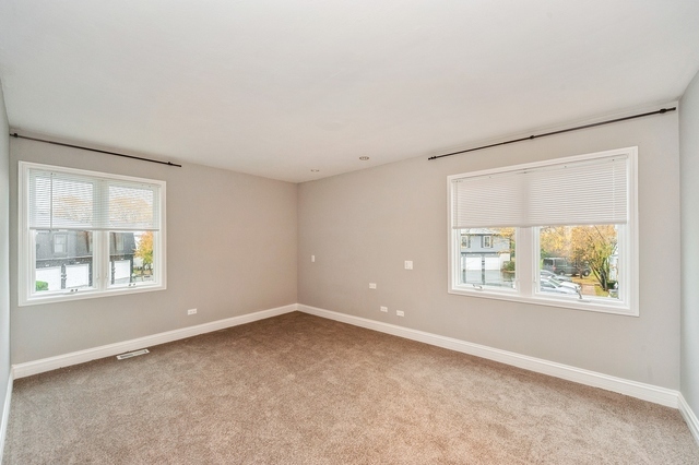 608 Inverrary Lane #608, Deerfield, IL 60015