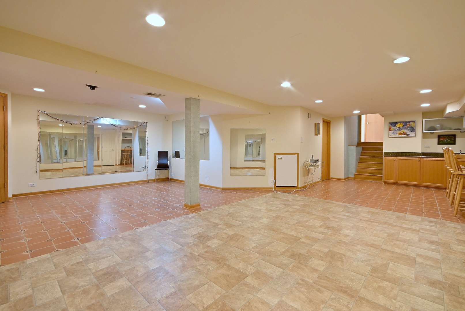 9S631 William Drive, Burr Ridge, IL 60527