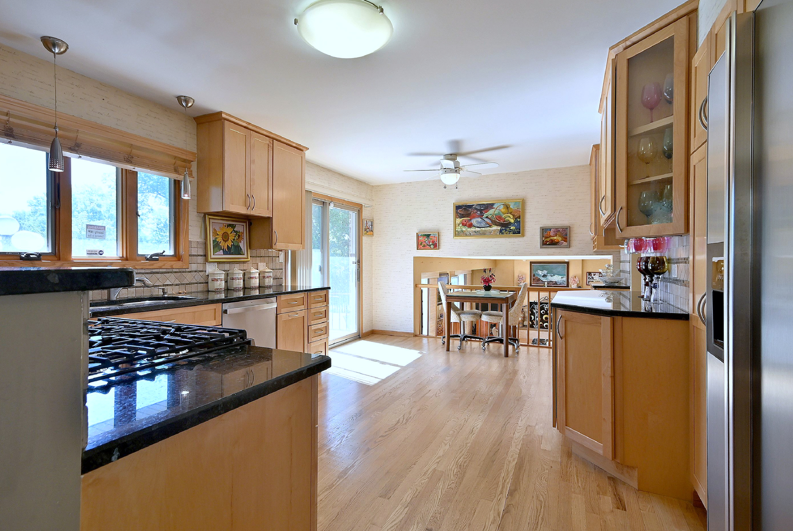 9S631 William Drive, Burr Ridge, IL 60527